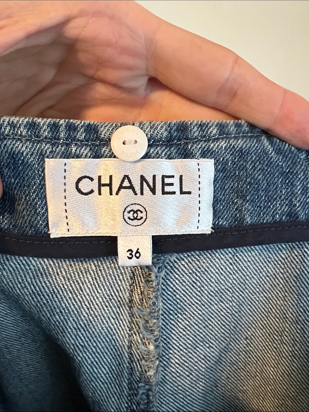 CHANEL jean denim bermuda length shorts blue size 36 chic classy modest luxury - Picture 5 of 12